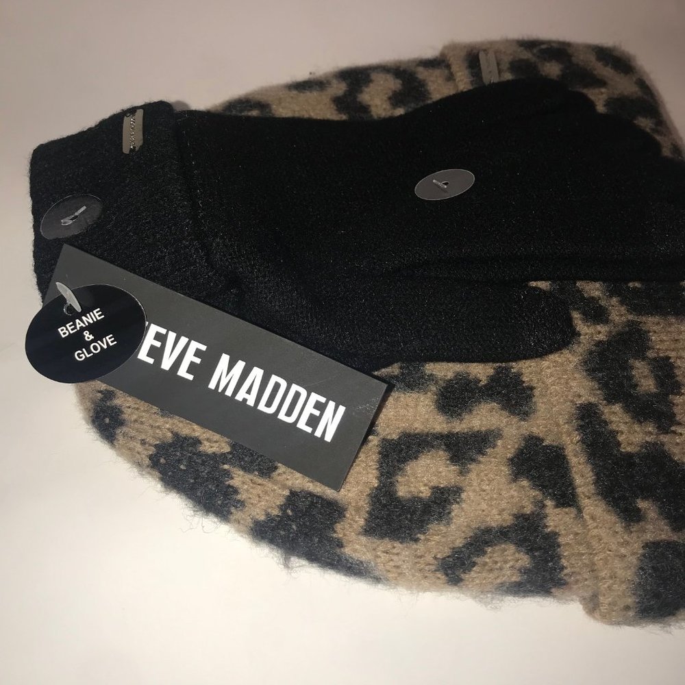 Steve Madden 2 Piece Leopard Beanie & Glove Set Br - Picture 3 of 6